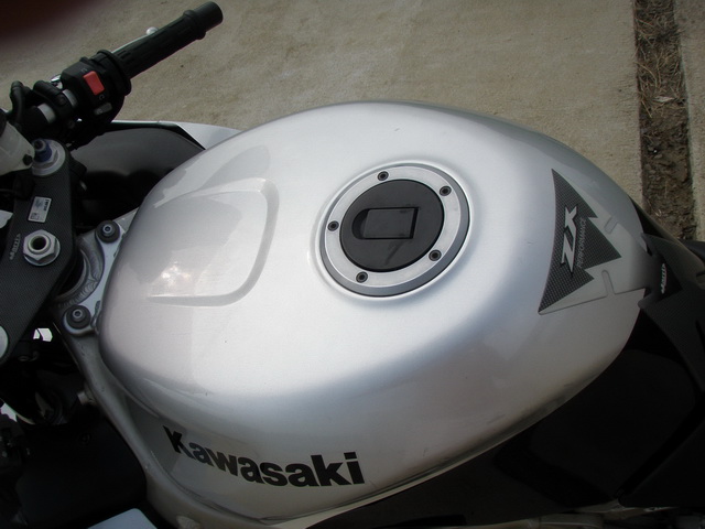 Купить мотоцикл Kawasaki ZX-6R 2002 фото 19